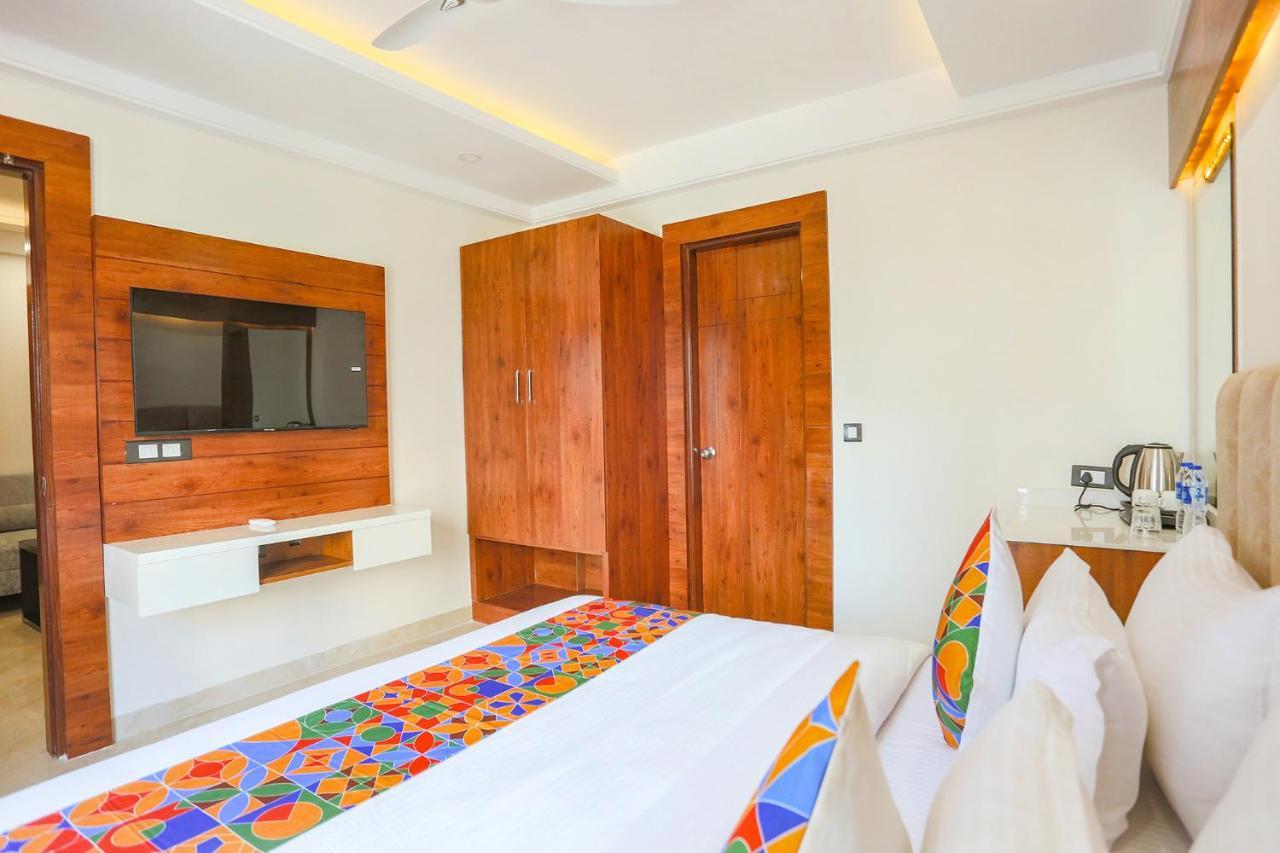 Fabhotel Golf Inn Golf Course Road Gurgaon Exteriör bild