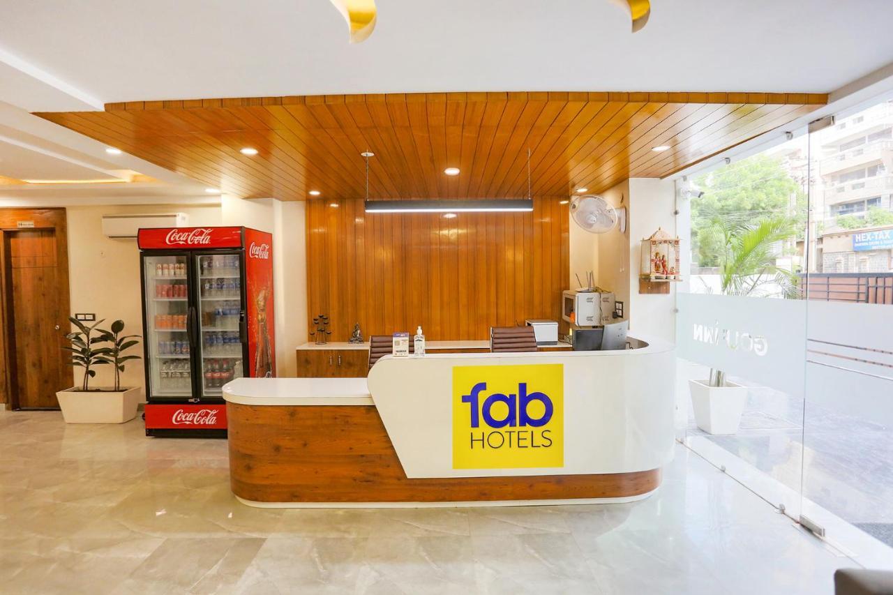 Fabhotel Golf Inn Golf Course Road Gurgaon Exteriör bild