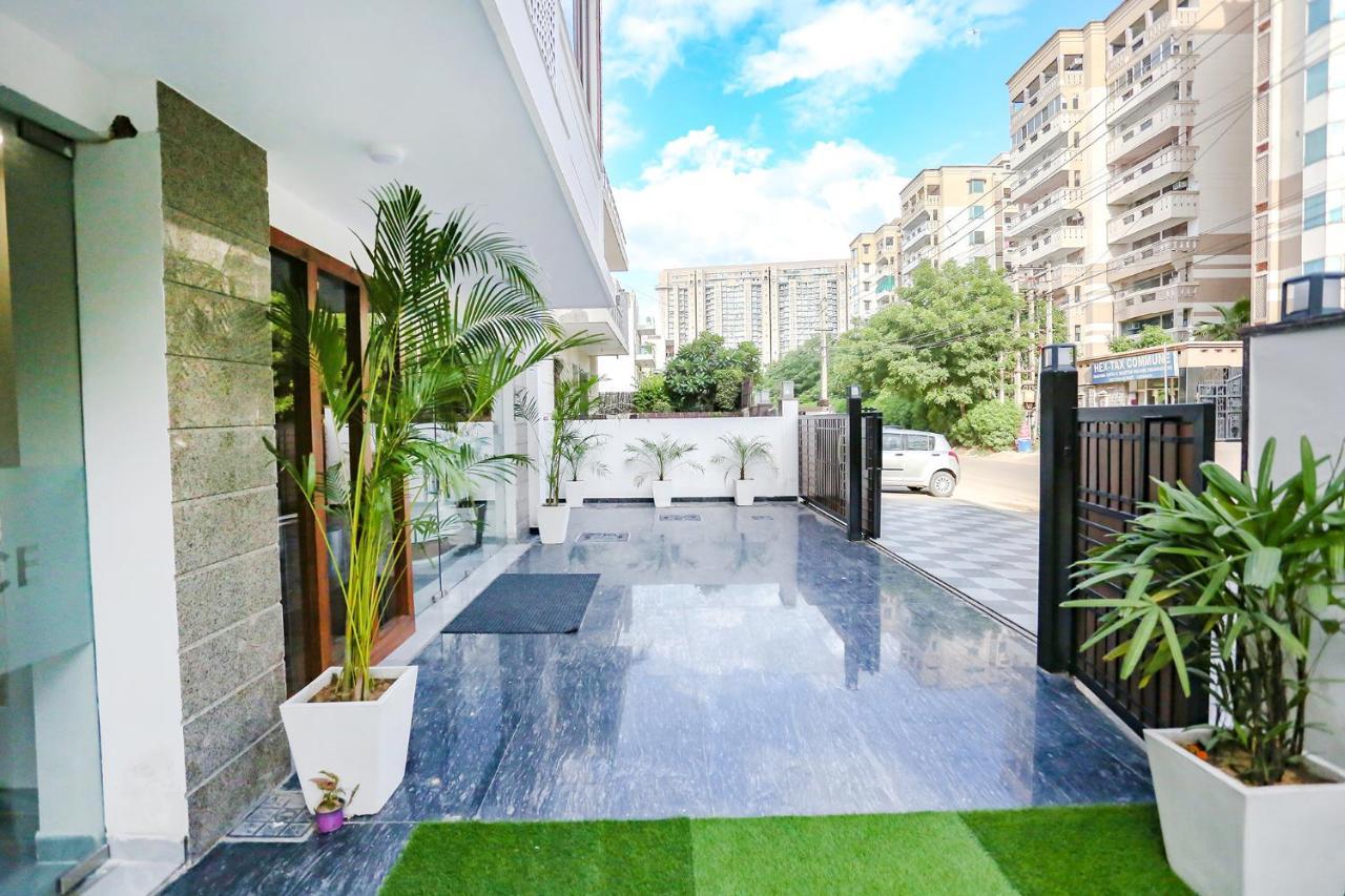 Fabhotel Golf Inn Golf Course Road Gurgaon Exteriör bild